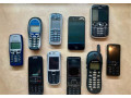 zbierka-starsich-telefonov-small-0