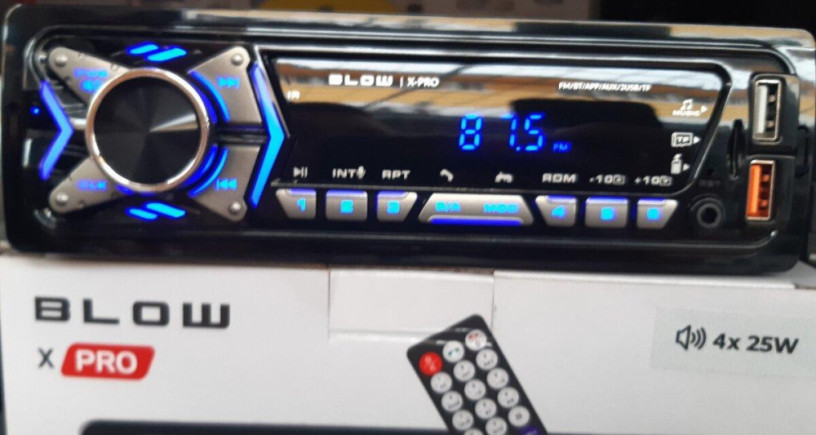 autoradio-na-usb-sd-bt-nabijanie-blow-x-pro-big-0