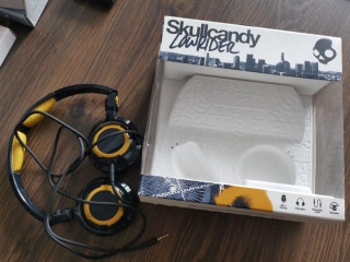 sluchadla-skullcandy-lowrider
