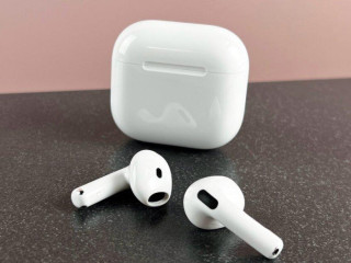sluchadla-apple-airpods-4