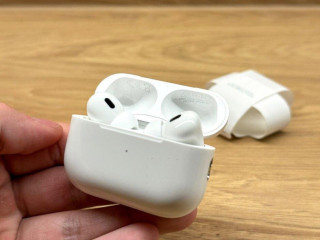 apple-airpods-pro-2-usbc