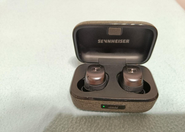 sennheiser-momentum-true-wireless-3-big-0