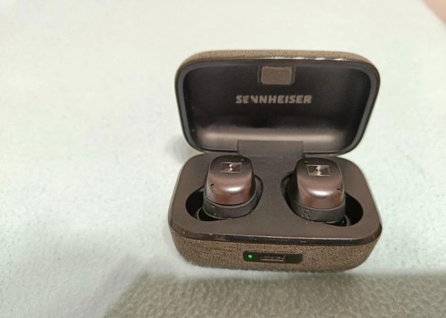sennheiser-momentum-true-wireless-3-big-0