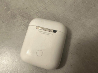airpods-2