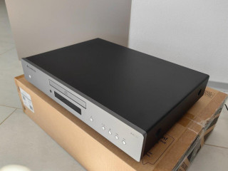 cambridge-audio-axc35-cd-player