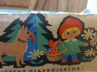 detsky-diaprojektor