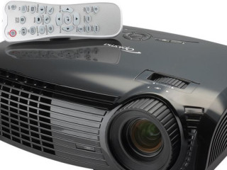 optoma-hd200x-full-hd-1080p-projektor