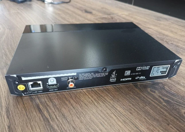 sony-blu-ray-prehravac-bdp-s6700-big-4