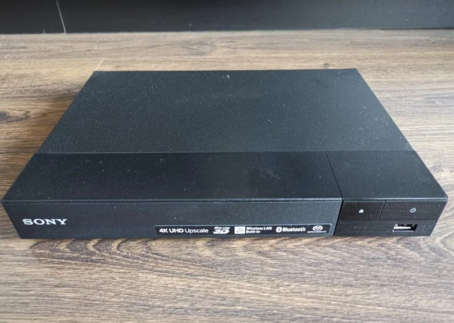 sony-blu-ray-prehravac-bdp-s6700-big-2