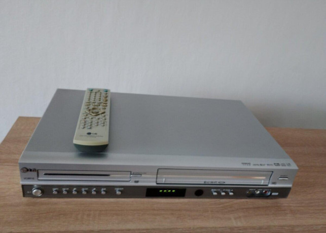 videorekorderdvd-prehravac-lg-vc8816do-big-0