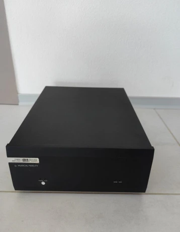 musical-fidelity-m1pwr-big-1