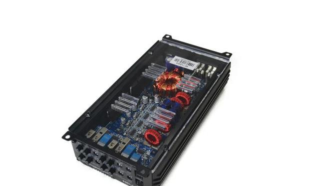 premiovy-zosil-4x188wrms4ohm-4x290wrms2ohm-big-0
