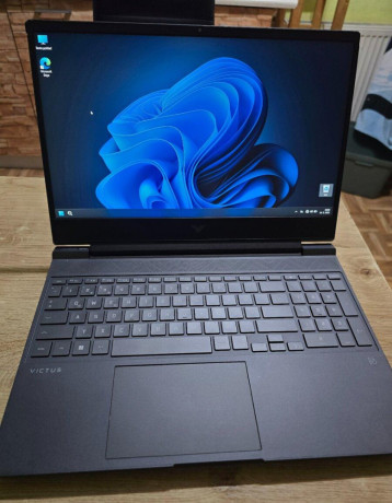 156-palcovy-hp-victus-s-rtx-3050-titanium-i7-procesorom-12-big-0