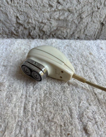 predam-retro-strojcek-philips-big-0
