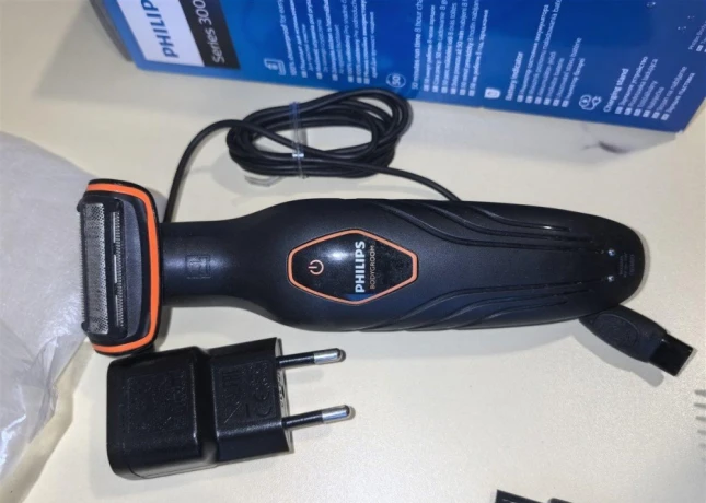 predam-holiaci-strojcek-philips-bodygroom-bg202415-big-4