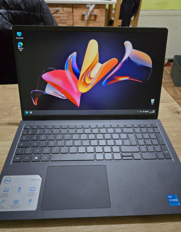 dell-inspiron-15-s-512gb-ssd-diskom-8gb-ram-a-intel-core-i3-big-0