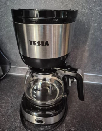 kavovar-tesla-coffeemaster-es200-big-1