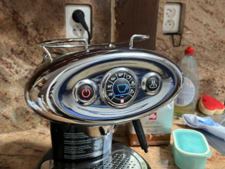 kavovar-illy-francis-francis-x71