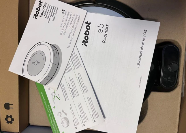 irobot-roomba-e5-big-1