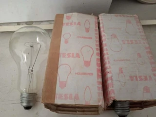 stare-200-ziarovky-tesla-original-balenie