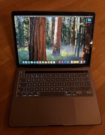 macbook-pro-2020-13-intel-core-i5-2ghz-16gb-512-gb-ssd-big-0