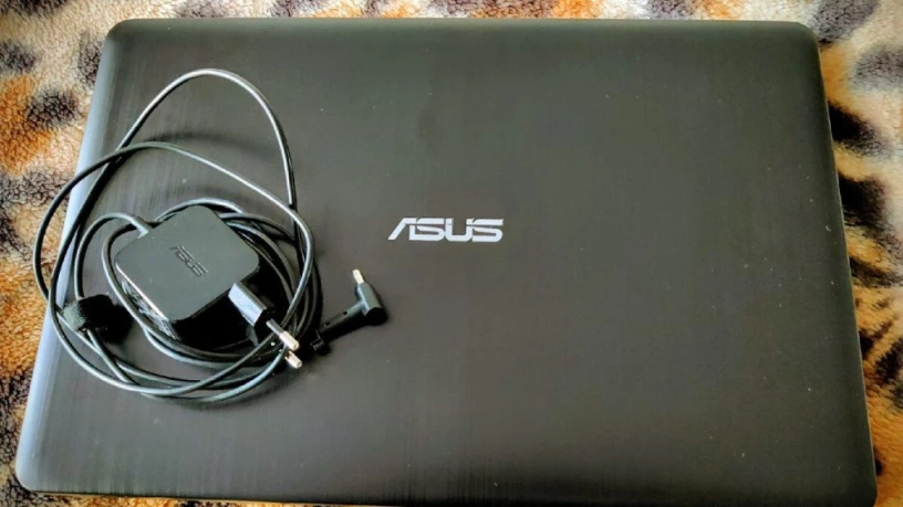 asus-x540ma-gq054t-big-3