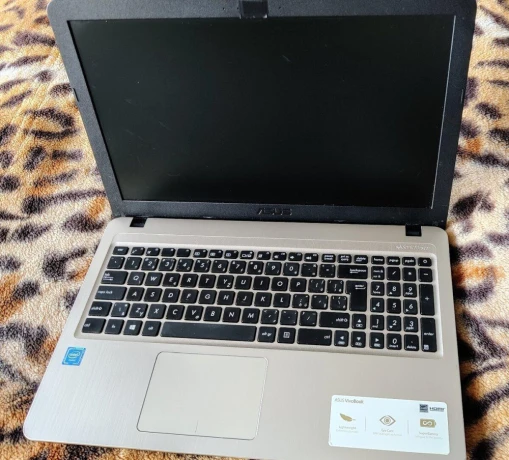 asus-x540ma-gq054t-big-1