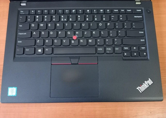 lenovo-thinkpad-t470-intel-core-i5-8gb-ram-256gb-ssd-big-2