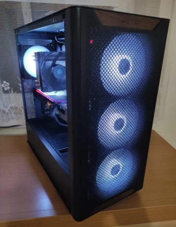 herny-pc-ryzen-5-5600g-rx-5700-xt-8gb-16gb-ram-15tb-di-big-2