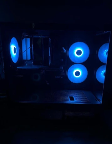 herny-pocitac-s-3-rocnou-zarukou-ryzen-5-7500x3d-rx-9060-big-0