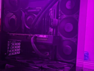vykonny-pc-ryzen-7-9800x3d-rtx-5070-ti-64-gb-ram