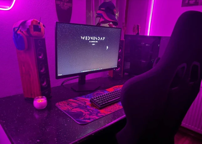 vykonny-pc-ryzen-7-9800x3d-rtx-5070-ti-64-gb-ram-big-1