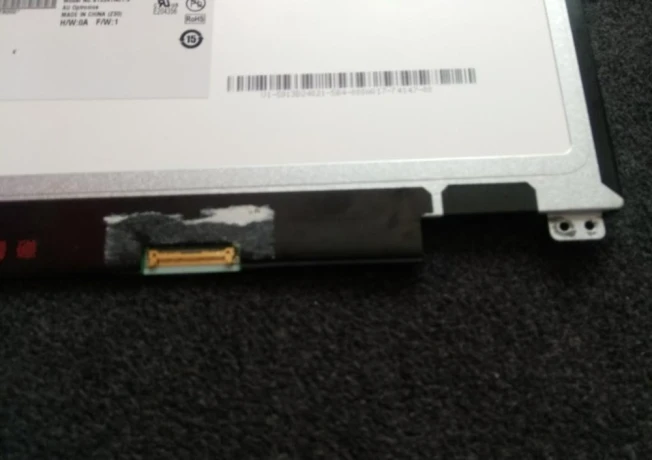 133-led-slim-displej-b133xtn01-z-notebooku-big-2