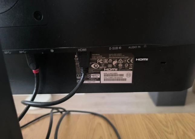 monitor-philips-243s7e-24-big-2