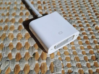 predam-apple-adapter-thunderbolt-2-na-dvi