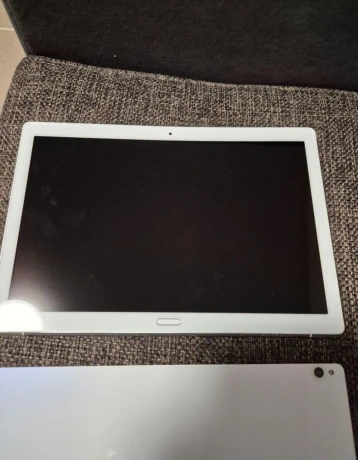 lenovo-tab-p10-x705l-na-diely-big-0