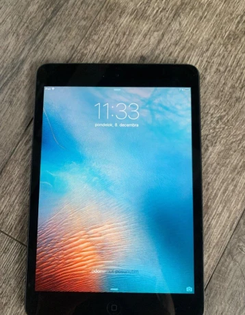 predam-ipad-apple-1-generacie-big-1