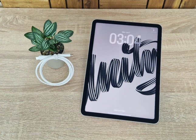 ipad-air-4th-gen-2020-256gb-wifi-strieborny-big-2