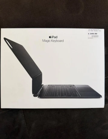 apple-magic-keyboard-pre-ipad-pro-11-big-0