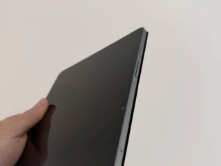 samsung-galaxy-tab-s9-fe-5g-s-perom-a-krytom-pekny-stav
