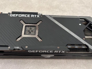 asus-rog-strix-gtxrtx-3070-ti-o8g-gaming-spickovy-stav