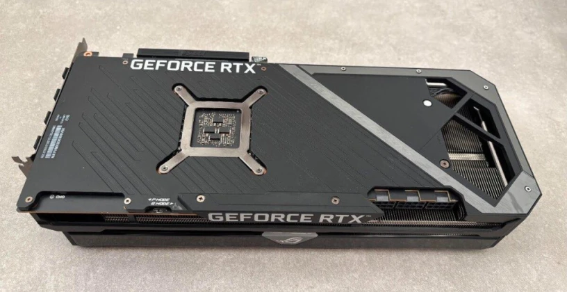 asus-rog-strix-gtxrtx-3070-ti-o8g-gaming-spickovy-stav-big-0