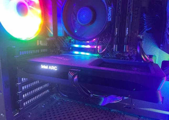 intel-arc-b580limited-edition-12gb-big-0