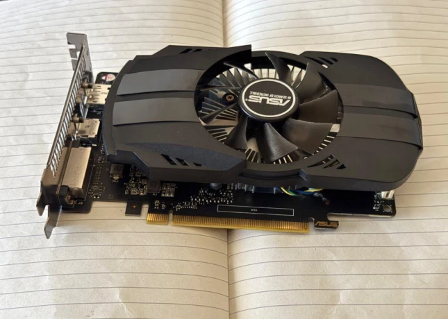 predam-graficku-kartu-asus-nvidia-geforce-gtx-1050-ti-big-3