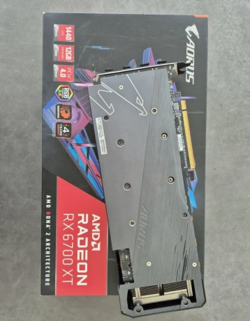 gigabyte-aorus-radeon-rx-6700-xt-elite-12g-komplet-balenie-big-4