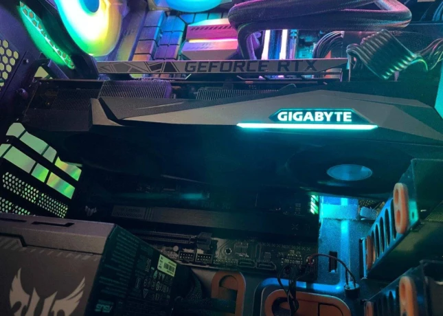 gigabyte-rtx-3080-10gb-specialne-upravene-big-1