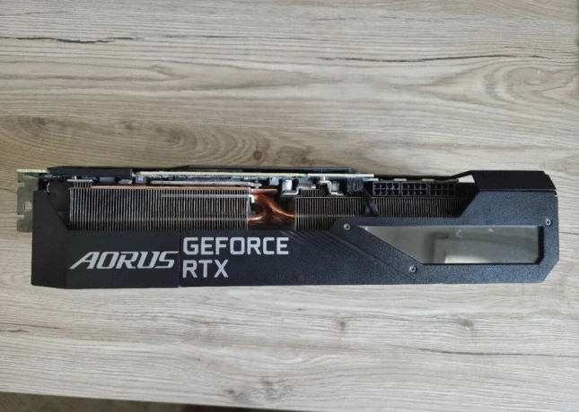 gigabyte-aorus-geforce-rtx-3090-xtreme-24g-big-1