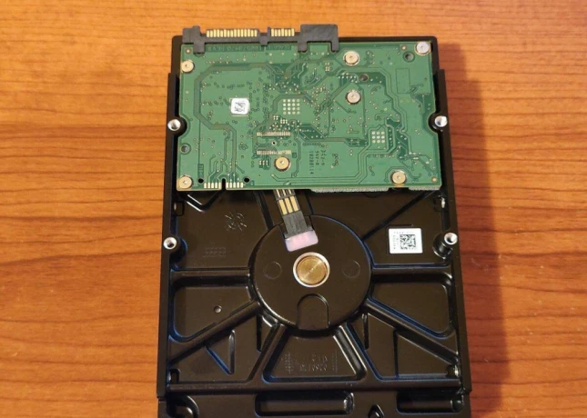 seagate-constellation-es-st31000524ns-big-1