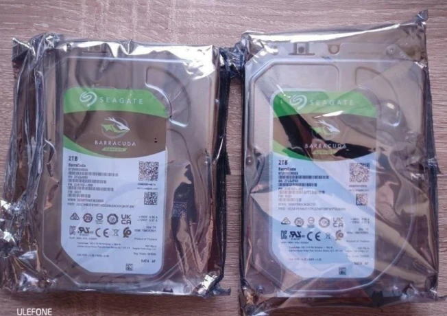 8tb-seagate-barracuda-neotvorene-vo-folii-big-2