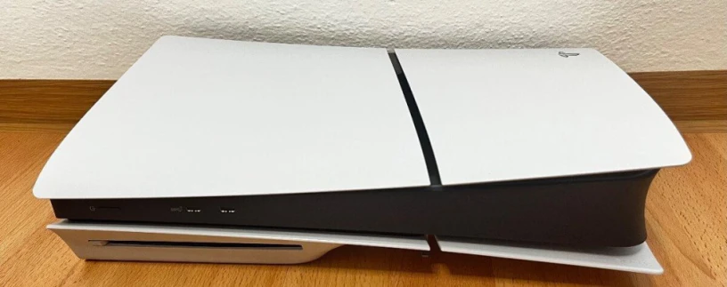 predam-playstation-5-slim-digital-edition-big-3